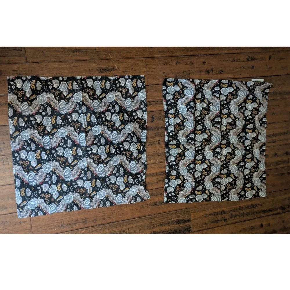Williams Sonoma Black Floral Cotton Napkins Set of 2, EUC, Red, Gold, White